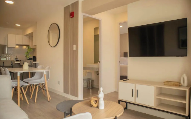 w Trendy 2BR Apartment w Pool in Barranco