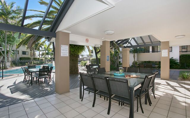 Sandcastles on the Broadwater