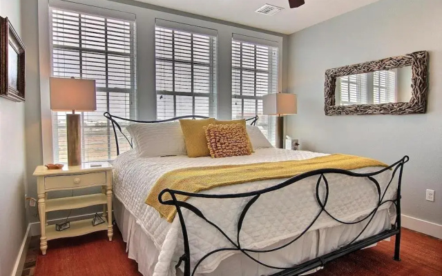 C View-1 Bedroom