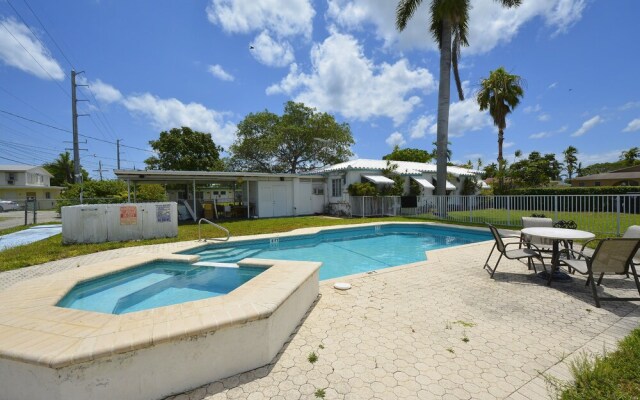 Hallandale Beach Resort Apartment