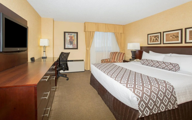 Crowne Plaza Denver International Airport