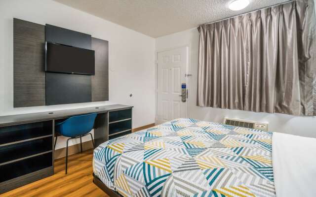 Motel 6 Irving, TX - Dallas