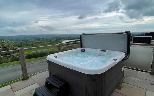 Valley View Luxury Lodges Gamekeepers 4 Bedroomed