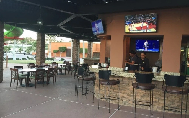 Grande 603 - 2 Br Condo