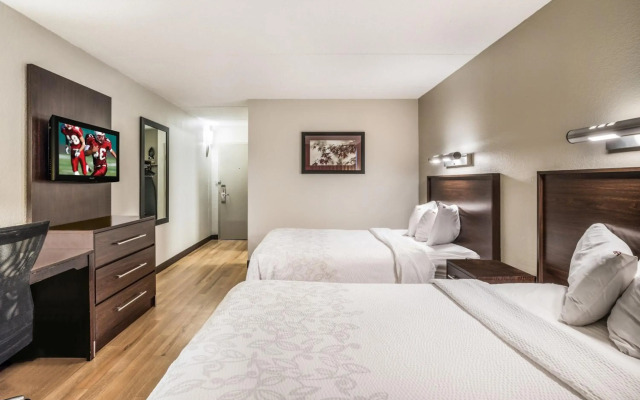 Red Roof Inn PLUS+ Boston - Woburn/ Burlington