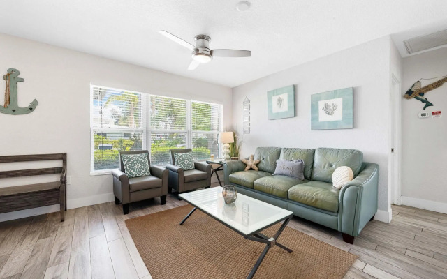 Sun and Sea by Beachside Management