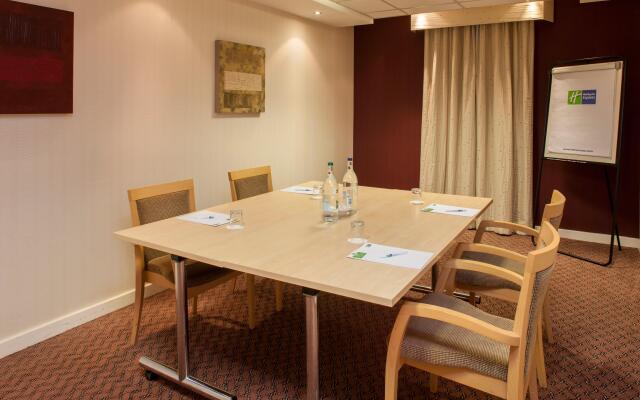 Holiday Inn Express London Stansted Airport, an IHG Hotel