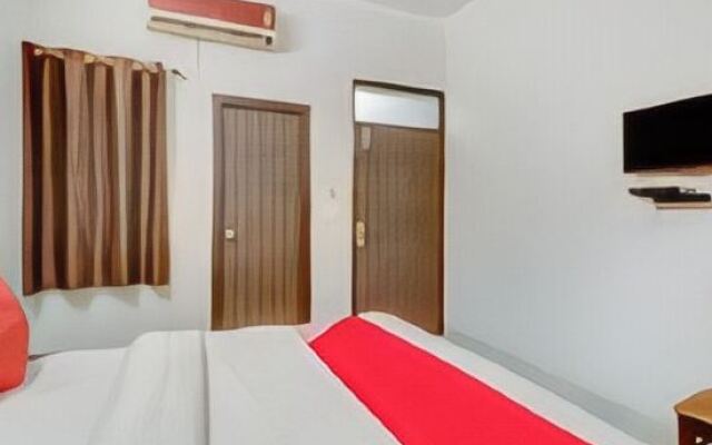 OYO Flagship 75768 Hotel Amaira