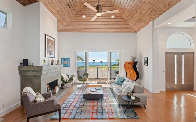 Shoreline Park House
