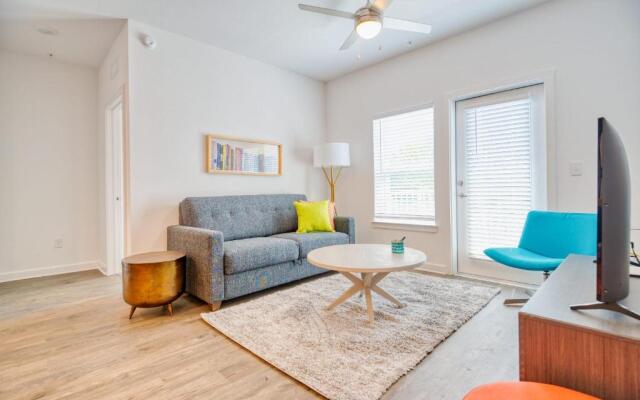 Deluxe One Bedroom Apartment