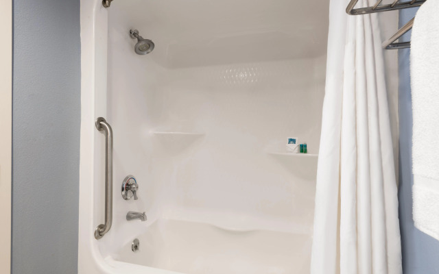 Holiday Inn Express Cambridge by IHG