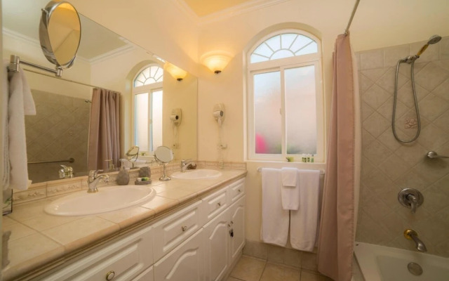 Colina 14E - 2 bdr 2 Bath