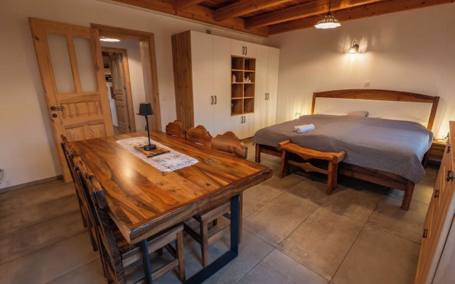 Vineyard cottage Kump