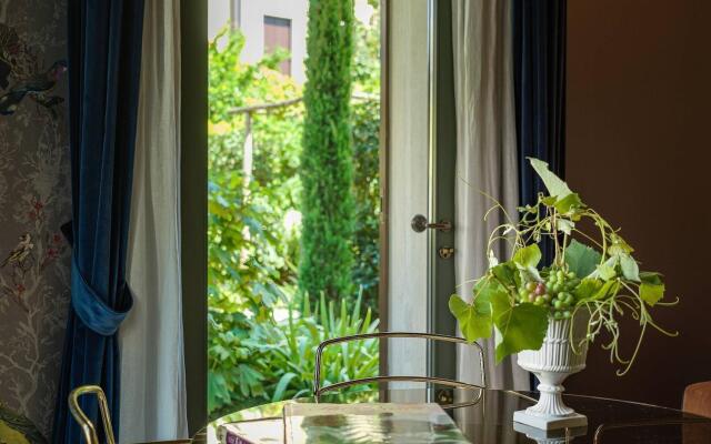 Madama garden retreat