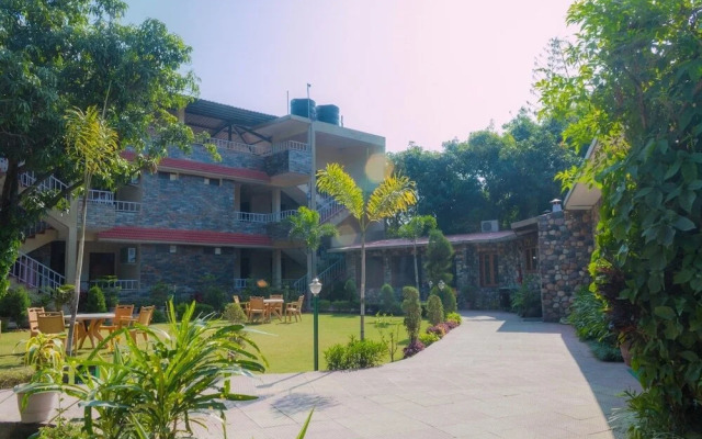 The Dukes Den Resort