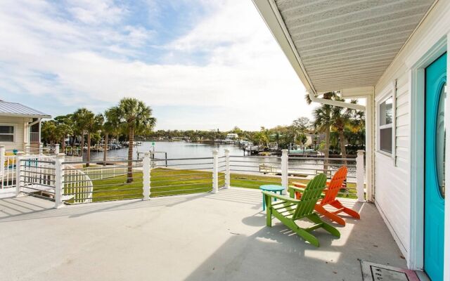 The Keys Bungalow On The Cotee River