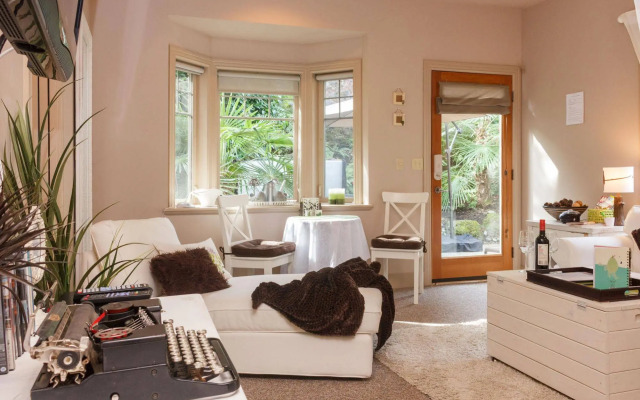 Amara Bed & Breakfast