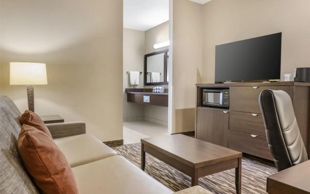 Best Western Plus Bridgewater Hotel & Convention Centre