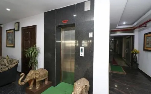 Hotel Shubham by OYO Rooms