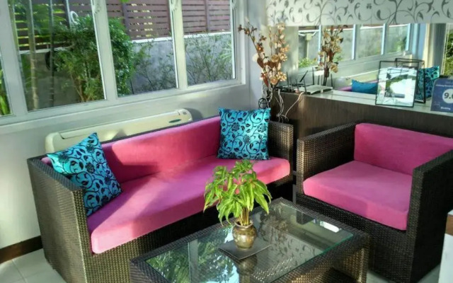 Chalong Beach Front Residence