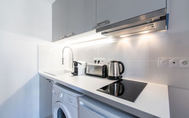 Renting Lyon Pirard