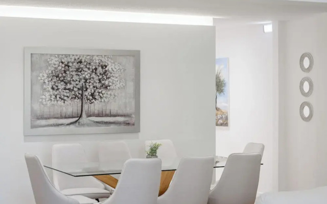 Athens Golden Light Premium Residence
