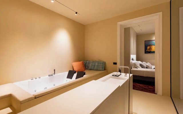 Five Suite