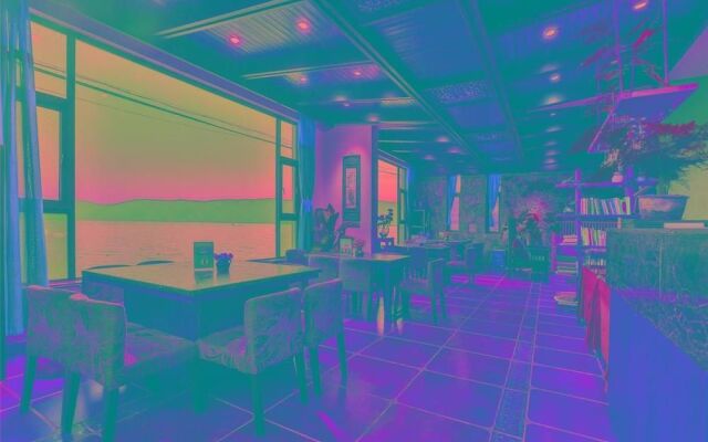 Haixi No.7 Courtyard Seaview Hotel