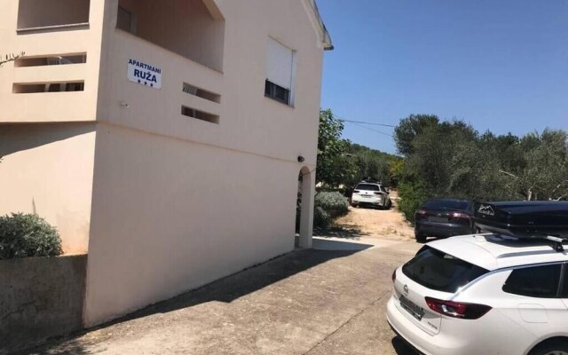 Sea View Apartment Orhideja, Sleeps 4