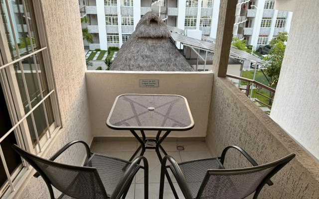 Manzanillo apartment with pool exclusive community