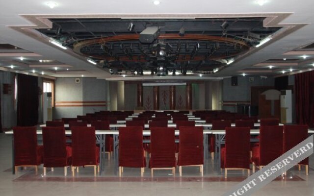 Yijia 365 Chain Hotel (Kaifeng Kaihua)