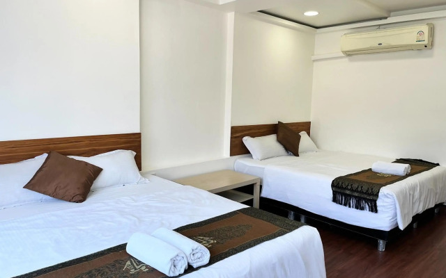 Longzhu Guesthouse
