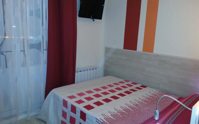 Hostal Far Home Plaza Mayor