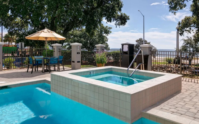 Hampton Inn Biloxi
