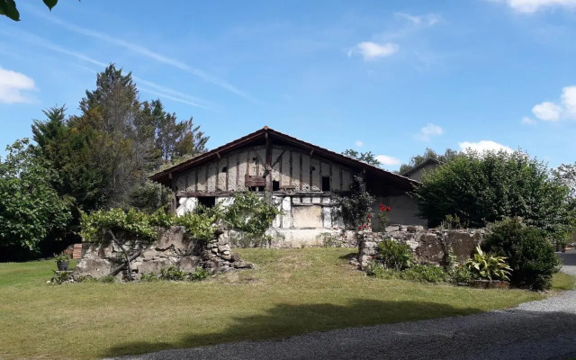 325 Route du Fourou