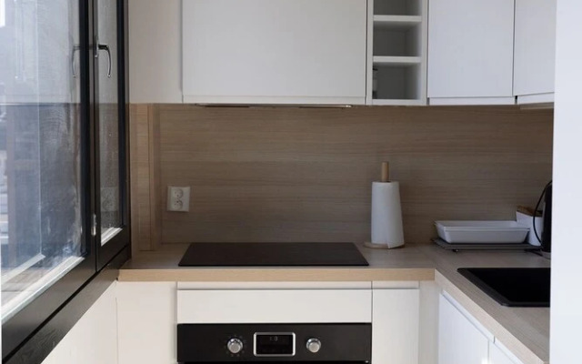 2ndhomes Bright 42m2 1BR Home w Balcony
