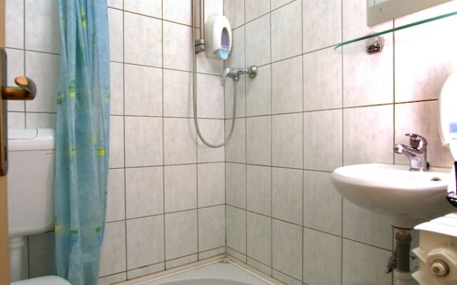 Guesthouse Ivac Inn Zagreb Airport
