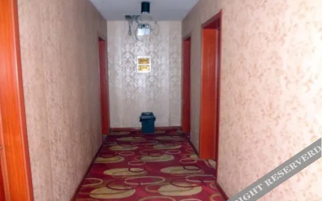 Yinchuan City Business Hotel