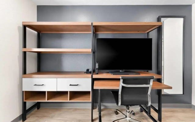 Everhome Suites San Bernardino - Loma Linda