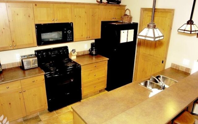 Crystal Forest by Bear Country