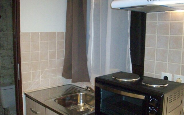 Posto Studio 5 Chania Crete 100 m From the Beach