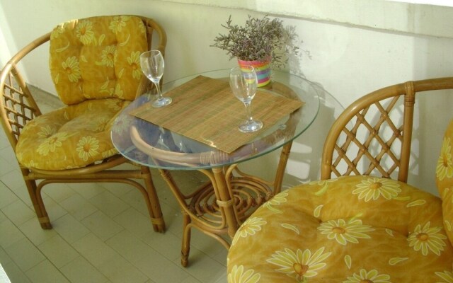 Don - 90m From the sea - A4