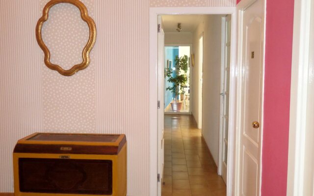 Russafa Youth Hostel