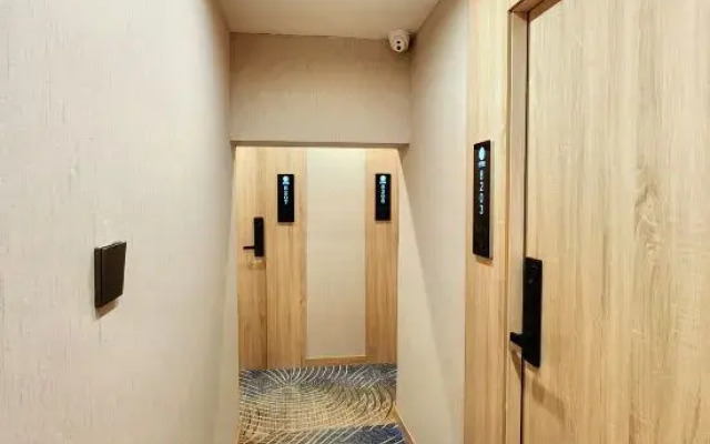 Muzi Hotel (Nanjing  railway -station-  Maigaoqiao  metro    Station   branch)