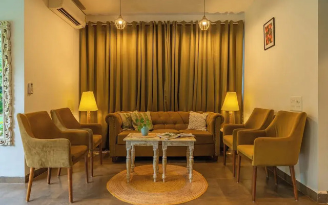 Locomo Boutique, Morjim - Stay Work Eat