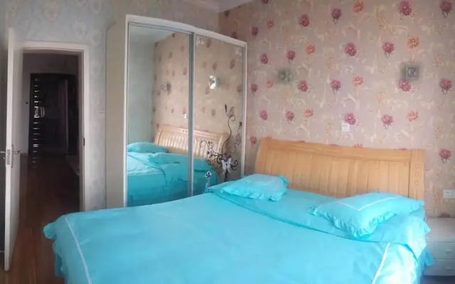 Apple Apartment