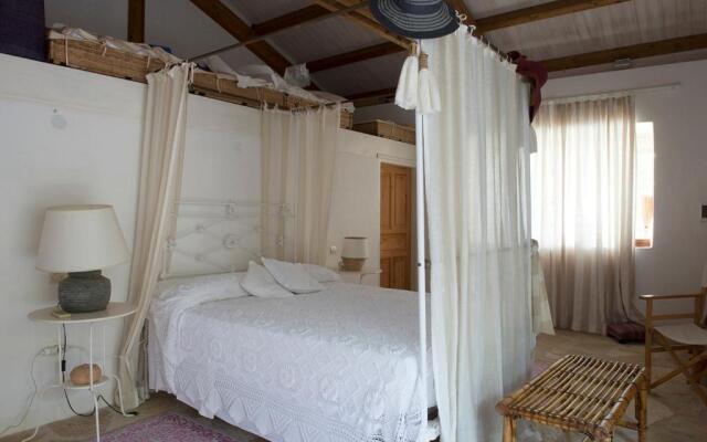 Paxos' Villa - Pool & AC