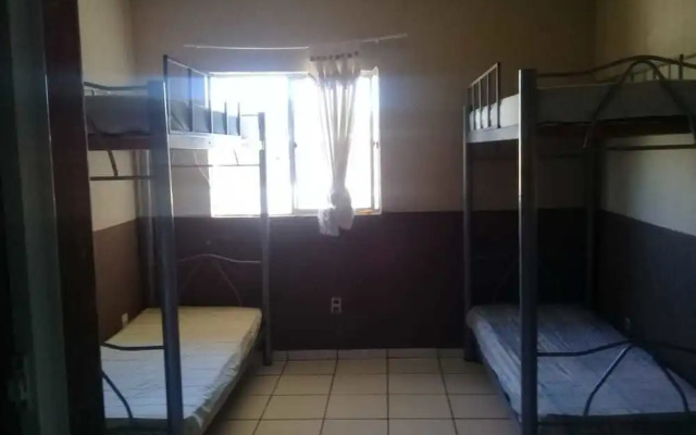 Alojamento PBH - Hostel