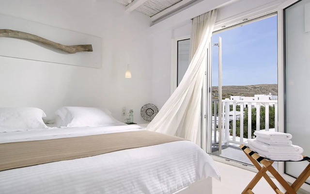 Delmar Apartments & Suites - Delmar Collection