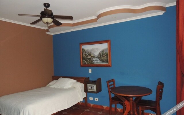 Alajuela City Hotel & Guest House